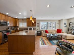 6701 Hannum Avenue, Culver City CA 90230