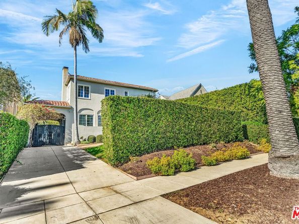 911 S Victoria Avenue, Los Angeles CA 90019