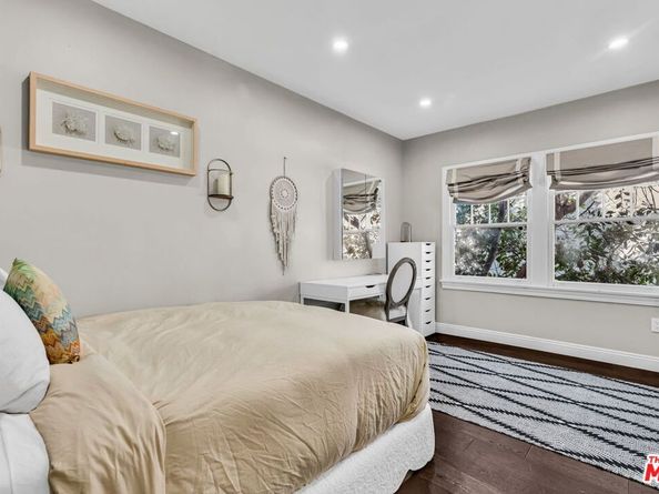 911 S Victoria Avenue, Los Angeles CA 90019