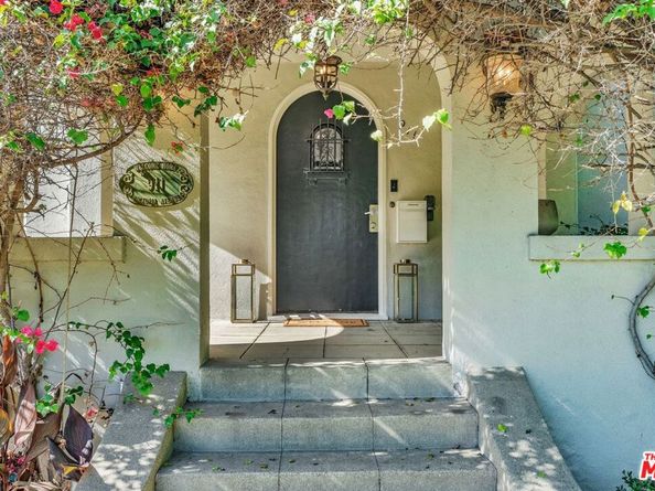 911 S Victoria Avenue, Los Angeles CA 90019