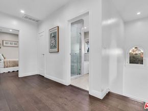 911 S Victoria Avenue, Los Angeles CA 90019