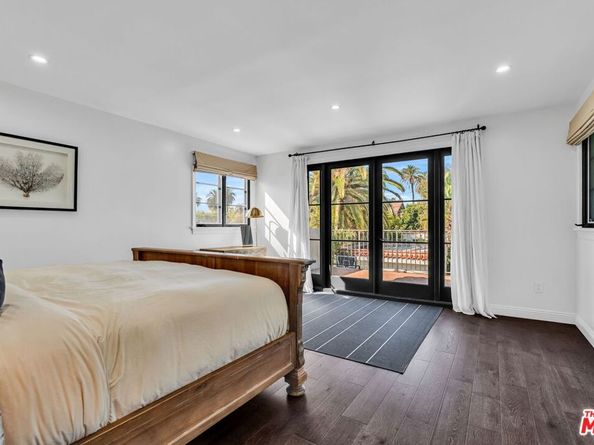 911 S Victoria Avenue, Los Angeles CA 90019