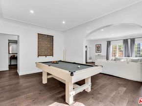 911 S Victoria Avenue, Los Angeles CA 90019