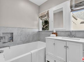 911 S Victoria Avenue, Los Angeles CA 90019