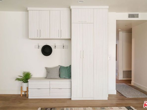 4925 Wilshire Boulevard 103, Los Angeles CA 90010