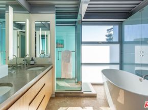 6525 Point Lechuza Drive, Malibu CA 90265