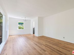 855 Sunset Avenue, Venice CA 90291