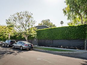 855 Sunset Avenue, Venice CA 90291