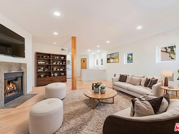 855 Sunset Avenue, Venice CA 90291