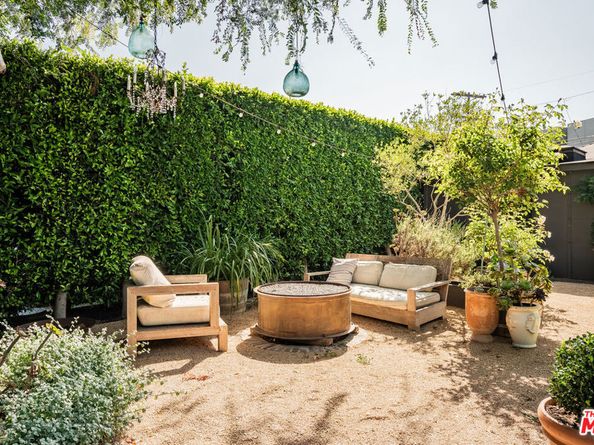 855 Sunset Avenue, Venice CA 90291