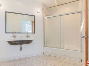 855 Sunset Avenue, Venice CA 90291