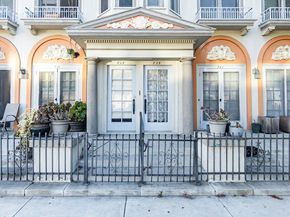 735 Locust Avenue, Long Beach CA 90813