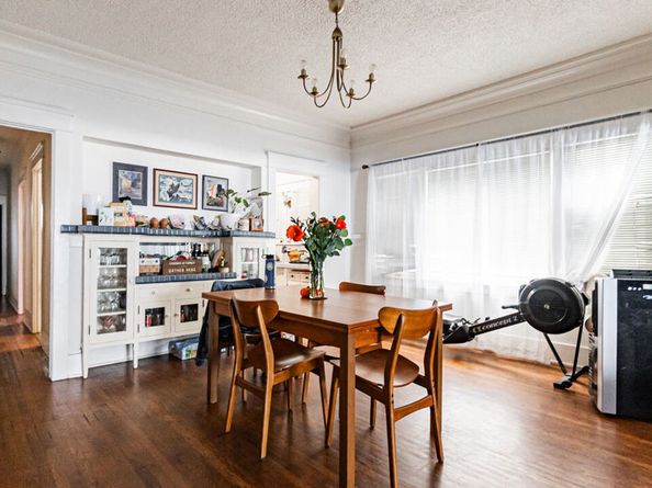 735 Locust Avenue, Long Beach CA 90813