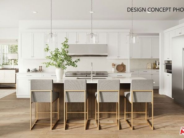 7819 El Manor Avenue, Los Angeles CA 90045