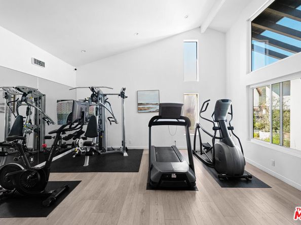 1622 Michael Lane, Pacific Palisades CA 90272