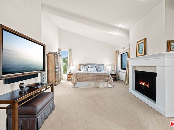 1622 Michael Lane, Pacific Palisades CA 90272