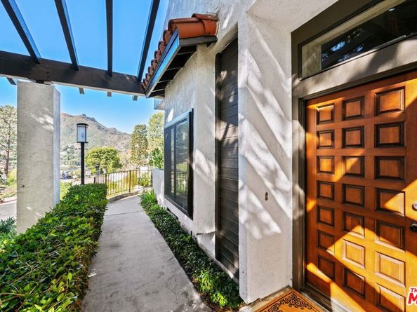 1622 Michael Lane, Pacific Palisades CA 90272