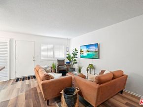 18560 Vanowen Street 15, Reseda CA 91335