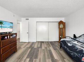 18560 Vanowen Street 15, Reseda CA 91335