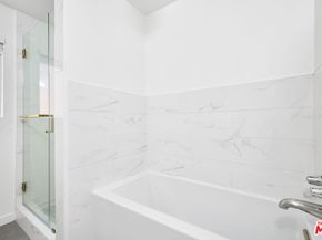 1228 14th Street 103, Santa Monica CA 90404