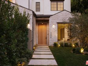 4209 Vantage Avenue, Studio City CA 91604