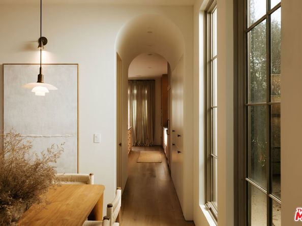 4209 Vantage Avenue, Studio City CA 91604