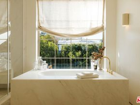 4209 Vantage Avenue, Studio City CA 91604