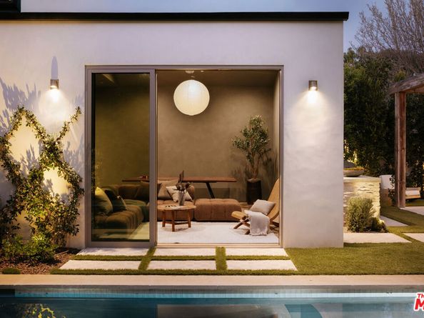 4209 Vantage Avenue, Studio City CA 91604