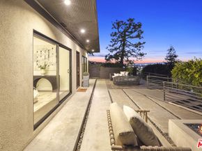 3838 Buena Park Drive, Studio City CA 91604