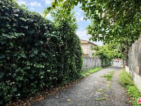 616 N St Louis Street, Los Angeles CA 90033