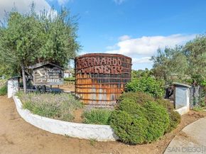 17440 Plaza dolores, San Diego CA 92128