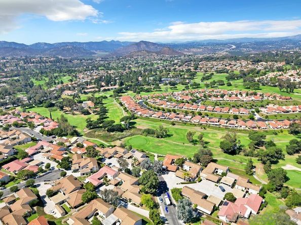 17440 Plaza dolores, San Diego CA 92128