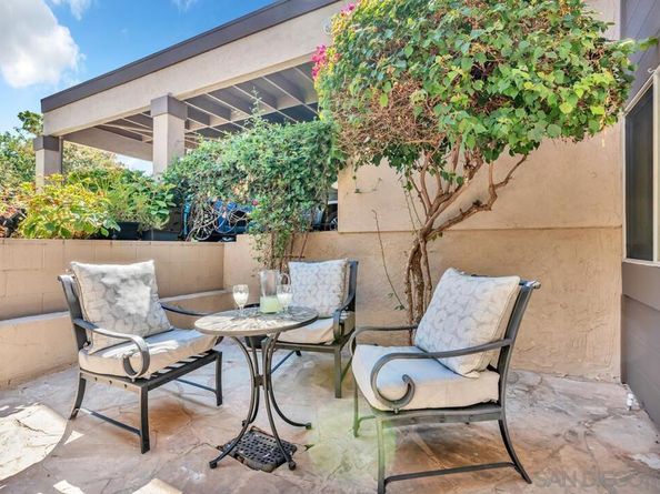 17440 Plaza dolores, San Diego CA 92128