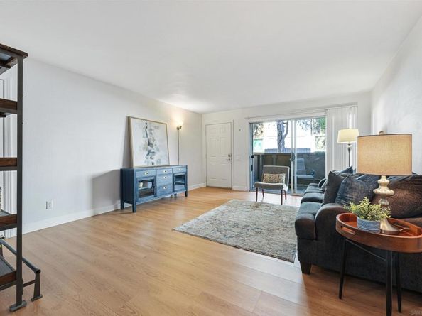 6333 College Grove Way 11102, San Diego CA 92115