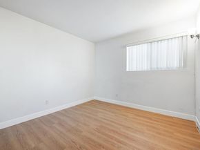 6333 College Grove Way 11102, San Diego CA 92115