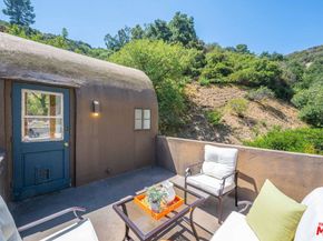 10446 Quito Lane, Los Angeles CA 90077