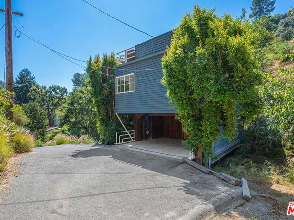 10446 Quito Lane, Los Angeles CA 90077