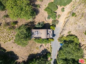 10446 Quito Lane, Los Angeles CA 90077