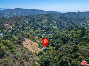 10446 Quito Lane, Los Angeles CA 90077