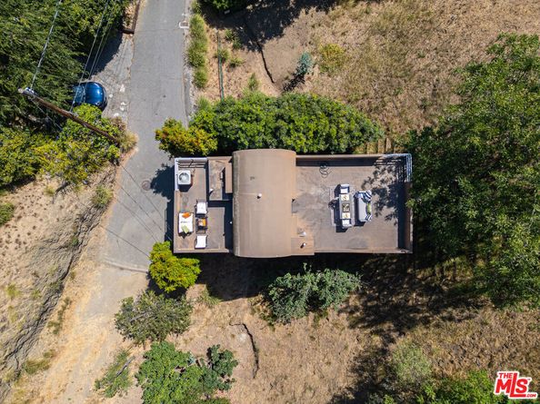 10446 Quito Lane, Los Angeles CA 90077