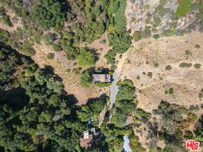 10446 Quito Lane, Los Angeles CA 90077