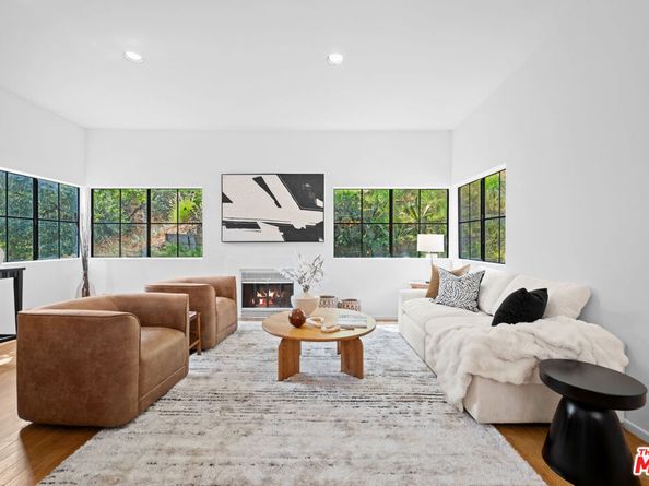 10446 Quito Lane, Los Angeles CA 90077