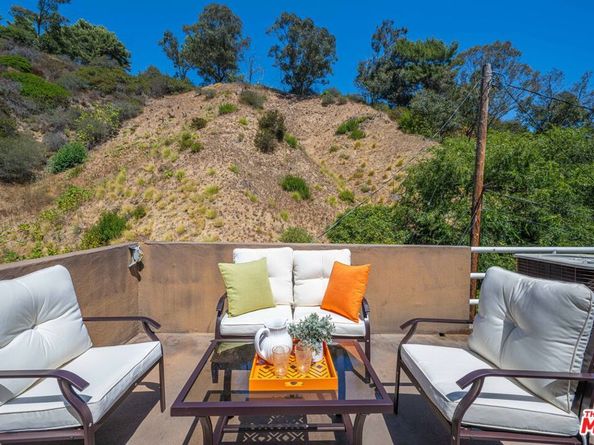 10446 Quito Lane, Los Angeles CA 90077