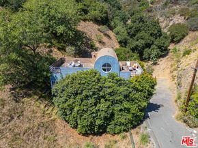 10446 Quito Lane, Los Angeles CA 90077