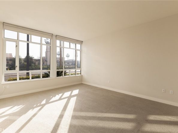 700 W Harbor Drive 104, San Diego CA 92101