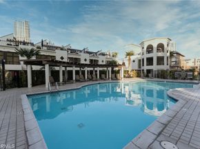 700 W Harbor Drive 104, San Diego CA 92101