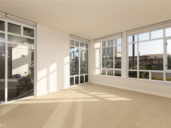 700 W Harbor Drive 104, San Diego CA 92101