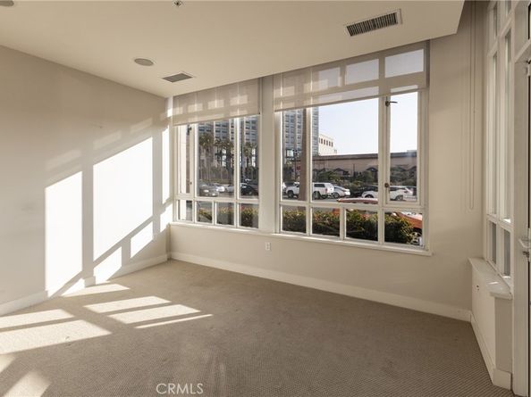 700 W Harbor Drive 104, San Diego CA 92101