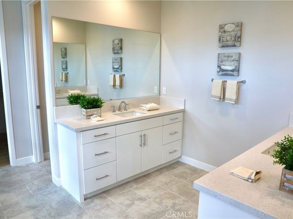110 Edna, Lake Forest CA 92630