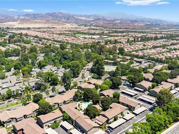 213 Springview, Irvine CA 92620